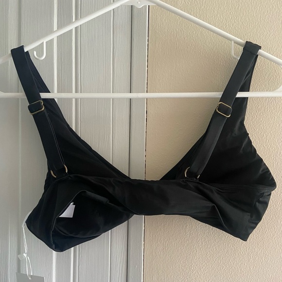 Andie Swim The Belmar Top Black Pull On Bikini Top Size S Adjust Strap Pads NWT - Picture 3 of 6